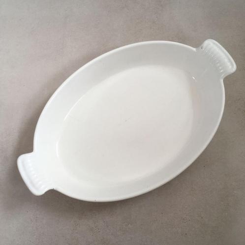 Le Creuset ovenschaal, ovenschotel 32 cm - ovaal wit, Huis en Inrichting, Keuken | Potten en Pannen, Gebruikt, Overige typen, Gietijzer
