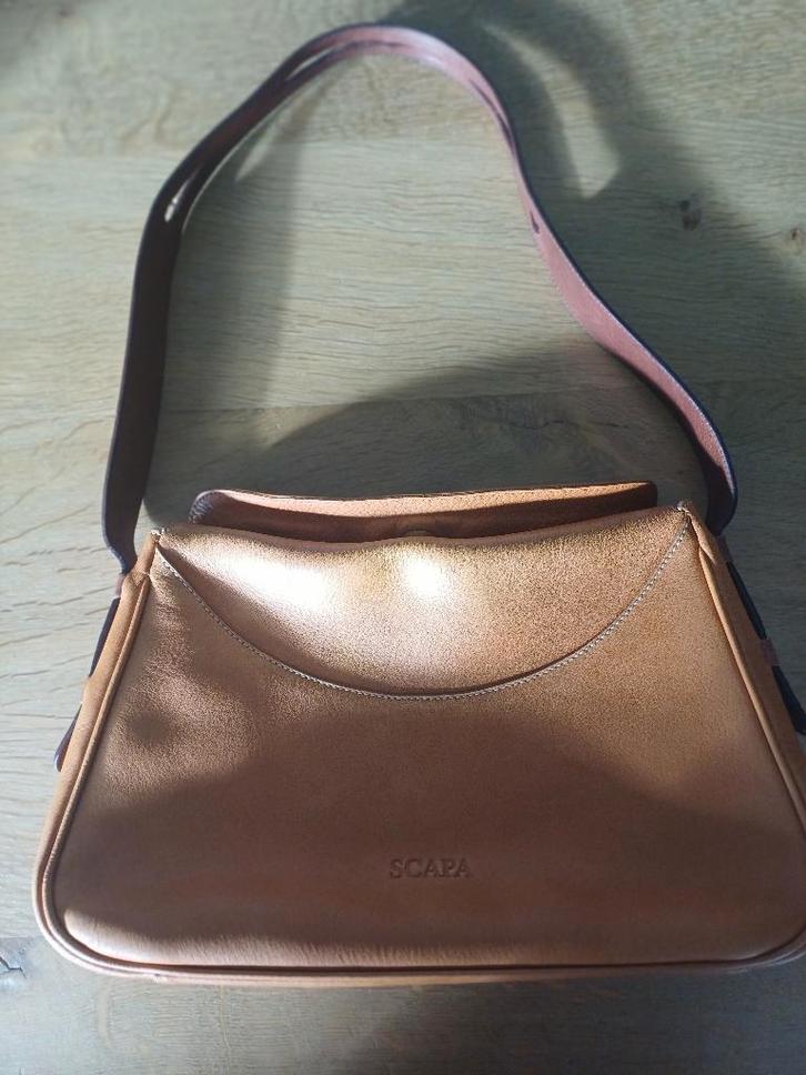 Designer - Scapa schoudertas, Handtassen en Accessoires, Tassen | Schoudertassen, Zo goed als nieuw, Overige merken, Bruin, Leer