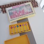 DINKY TOYS LOT VERKEERSBORDEN, Hobby en Vrije tijd, Modelauto's | 1:43, Verzenden, Dinky Toys