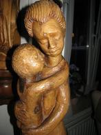 ancienne statue africaine en bois vierge à l'enfant 75 cm, Antiquités & Art, Enlèvement ou Envoi