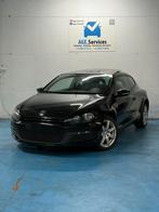 Volkswagen Scirocoo 1.4TSI Benzine Garantie - 12 maanden, Auto's, Euro 5, Zwart, 4 cilinders, Zwart