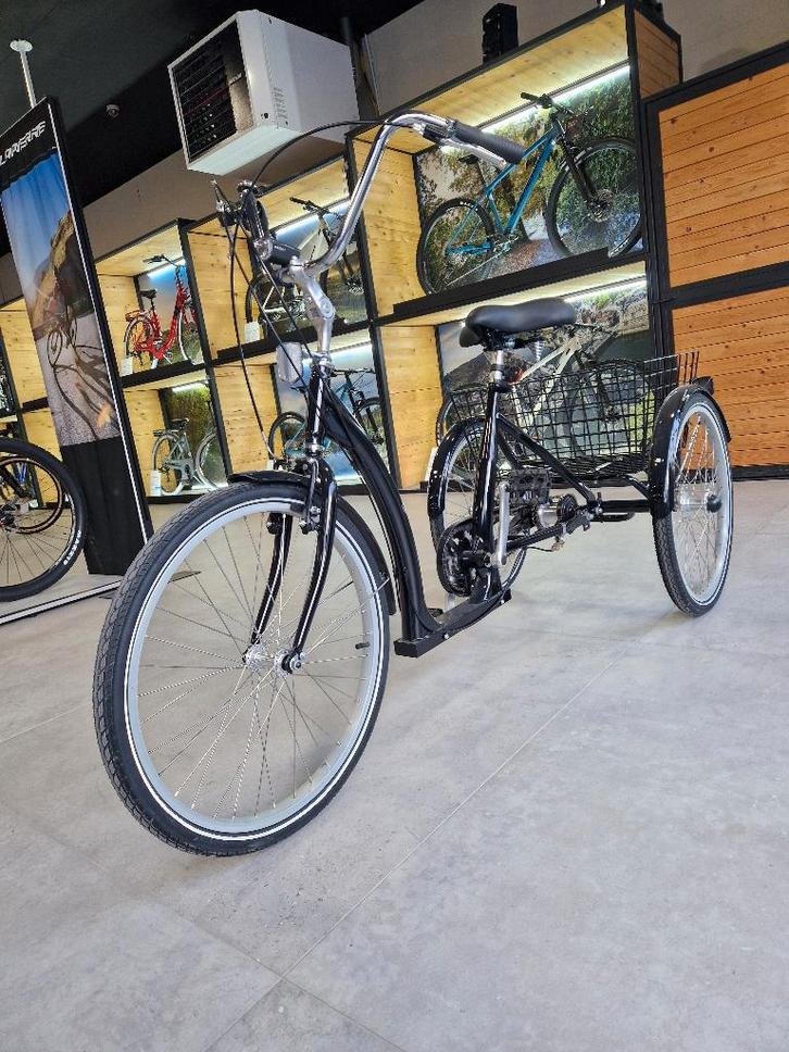 Tricycle 3V, Vélos & Vélomoteurs, Vélos | Vélos avec bac, Neuf, Enlèvement