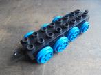 Lego Duplo Train Base 2x8 with 8 Blue Wheels (zie foto's), Enlèvement ou Envoi, Utilisé, Briques en vrac, Duplo