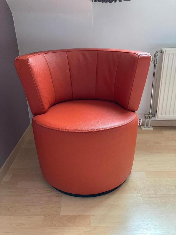 Mooie  Lederen Draaizetel zo goed als nieuw., Huis en Inrichting, Fauteuils, Zo goed als nieuw, Ophalen