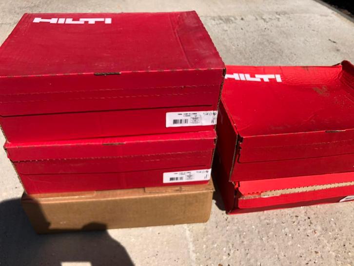 Nieuw in doos Hilti schietnagels en kruitpatronen, Doe-het-zelf en Bouw, IJzerwaren en Bevestigingsmiddelen, Nieuw, Ophalen