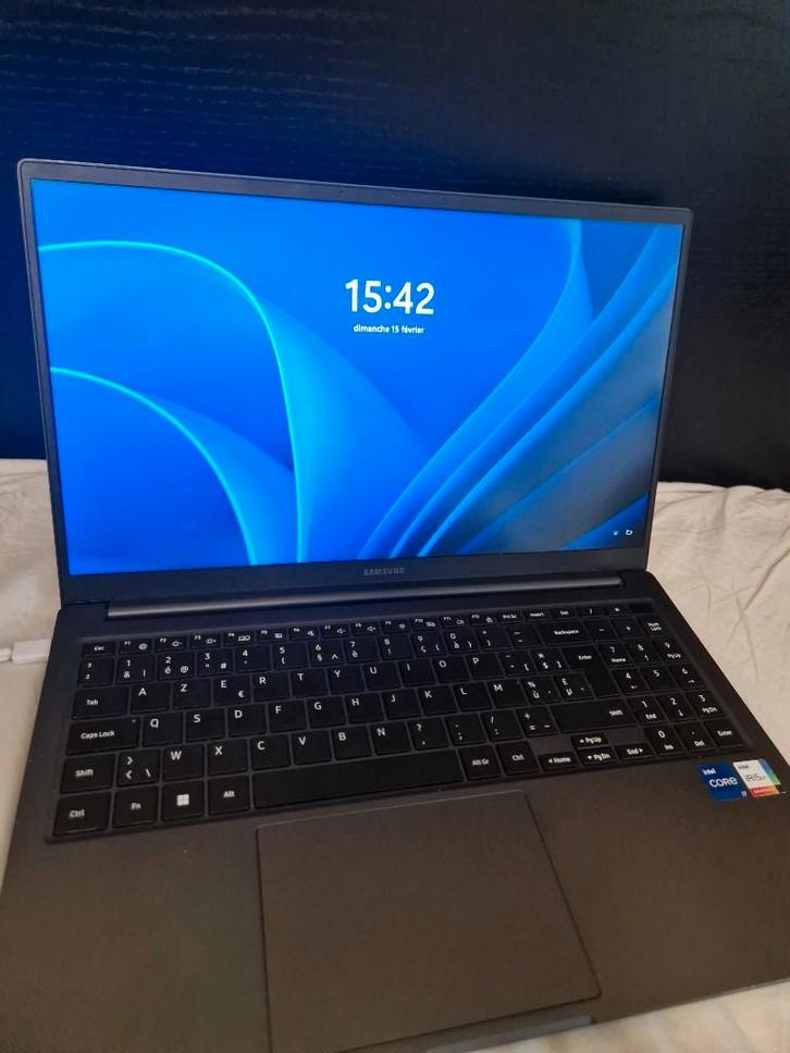 PC - Samsung Galaxy Book2 - i7 - 16 GB ram, Computers en Software, Desktop Pc's, Zo goed als nieuw, SSD, 16 GB, Ophalen