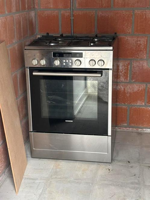 Siemens Gasvuur + Oven, Elektronische apparatuur, Fornuizen, Zo goed als nieuw, Ophalen