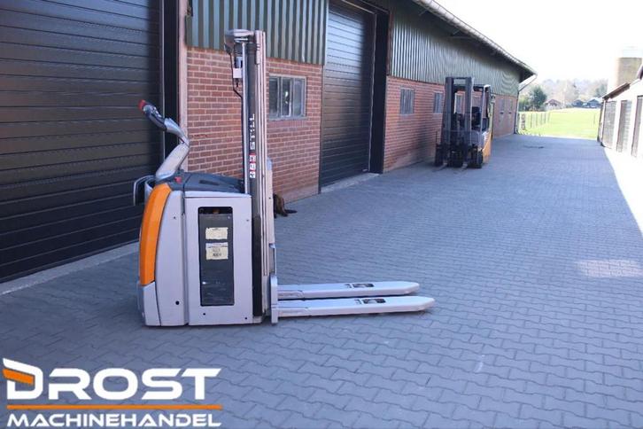 Still exvsf14 stapelaar elektrische triplex, Articles professionnels, Machines & Construction | Chariots élévateurs & Transport interne