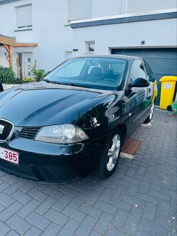 Seat Ibiza 1.2  essence  2007 airco, Auto's, Seat, Voorwielaandrijving, Euro 5, Zwart, Overige bekleding