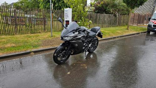 Ninja 650 2023 6000km als nieuw!, Motoren, Motoren | Kawasaki, Particulier, Toermotor, meer dan 35 kW, 2 cilinders, Ophalen