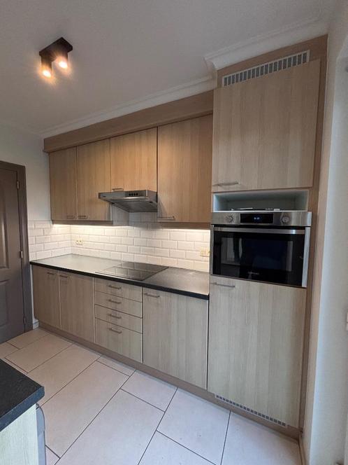 Volledig uitgeruste keuken, Huis en Inrichting, Keuken | Complete keukens, Zo goed als nieuw, Dubbelwandige keuken, Bruin, Kunststof