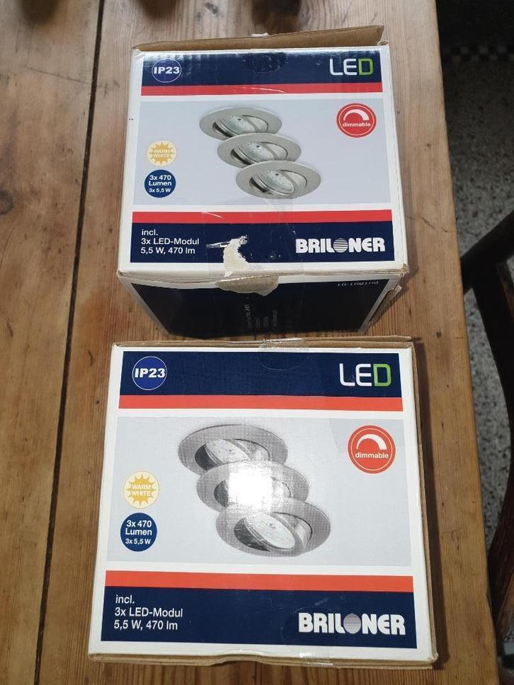 Lot de 8 spots en inox (5 dirigeables + 3 fixes) NEUF, Maison & Meubles, Lampes | Spots, Neuf, Spot encastrable ou Spot mural