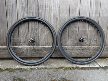 Dt Swiss RR521/Novatec/CX Ray schijfwielen met enkele snelhe beschikbaar voor biedingen