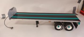 flatbed trailer blauw beschikbaar voor biedingen