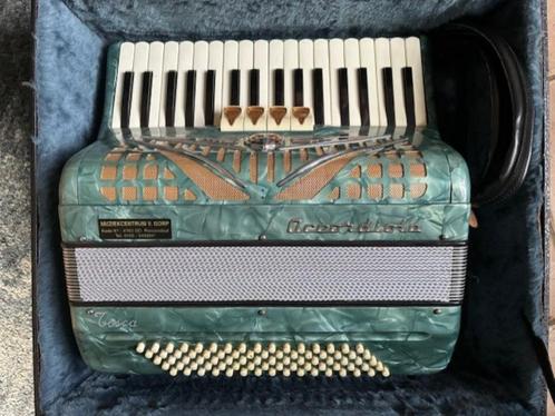 Accordiola Camerano Tosca, Muziek en Instrumenten, Accordeons, Zo goed als nieuw, Toetsaccordeon, 80-bas, Accordiola, Met koffer