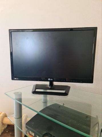 LG TV 23 inch - Full HD - 75 fps beschikbaar voor biedingen