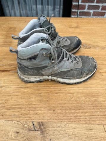 wandelschoenen quechua mh100 beschikbaar voor biedingen