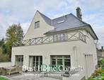 Huis à louer à Uccle, 5 chambres, 5 kamers, 221 kWh/m²/jaar, Vrijstaande woning, 283 m²