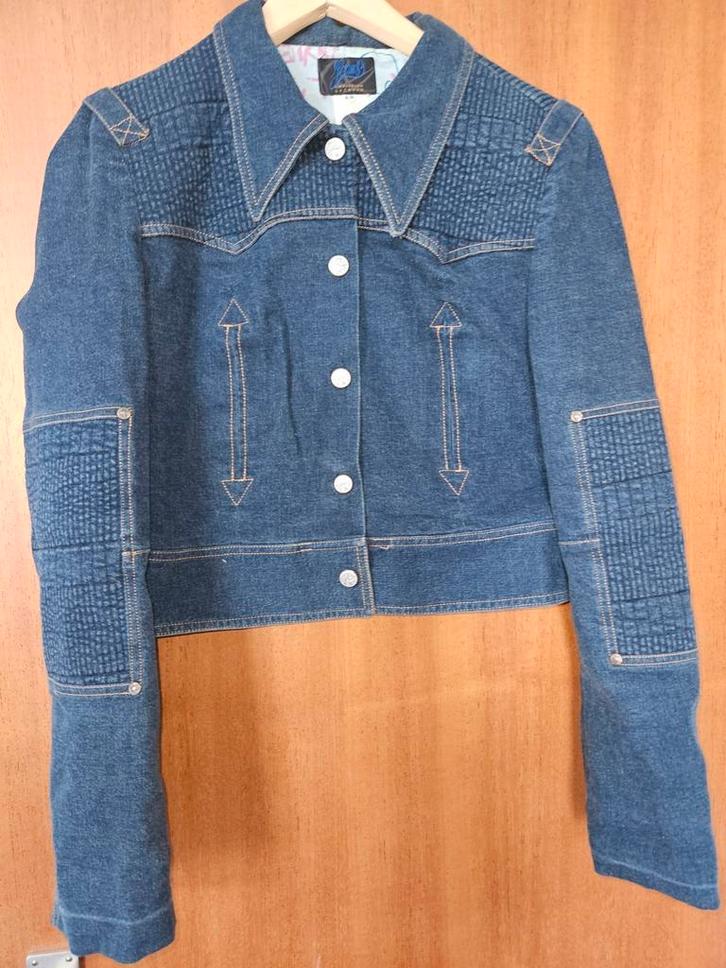Jeansjasje Christian Lacroix M 42, Kleding | Dames, Jasjes, Kostuums en Pakken, Zo goed als nieuw, Jasje, Ophalen of Verzenden