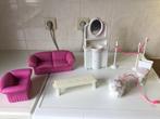 Meubeltjes en hondje uit poppenhuis, Kinderen en Baby's, Ophalen of Verzenden