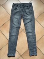 Mango Jeans Miriam noir délavé ou gris foncé femme EUR 34, W27 (confection 34) ou plus petit, Porté, Mango, Envoi