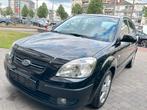 Kia Rio 2008 met airco 1.4 benzine gekeurd voor verkoop, Auto's, Kia, Voorwielaandrijving, 4 cilinders, Zwart, Rio