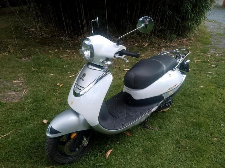 Sym Allo Gt b-klasse 4 takt, Fietsen en Brommers, Scooters | SYM, Gebruikt, Allo, Klasse B (45 km/u), Benzine, Ophalen