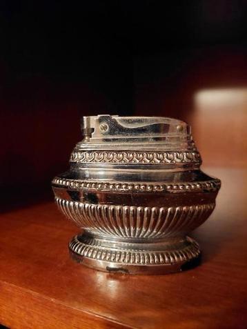 Ronson Queen Anne tafelaansteker beschikbaar voor biedingen