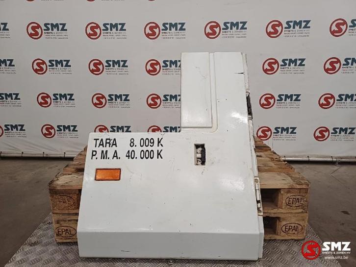 Occ cabineafdekking rechts Renault, Auto-onderdelen, Vrachtwagen-onderdelen, Renault, Overige Auto-onderdelen, Gebruikt