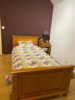 2 Eenpersoonsbedden en 2 commode kasten, Huis en Inrichting, Slaapkamer | Bedden, Ophalen, Gebruikt, Eenpersoons, Bruin