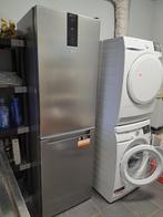 Whirlpool koelkast en diepvriezer, Elektronische apparatuur, Nieuw, 60 cm of meer, Met aparte vriezer, 200 liter of meer