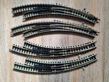 Fleischmann piccolo n schaal 4 bochtwissels met ijzeren hart beschikbaar voor biedingen