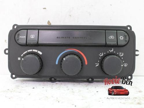 Kachel Bedieningspaneel van een Chrysler Grand Voyager, Auto-onderdelen, Dashboard en Schakelaars, Chrysler, Gebruikt, 3 maanden garantie