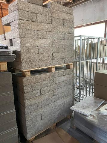 Hennep blokken 60x30x12 beschikbaar voor biedingen