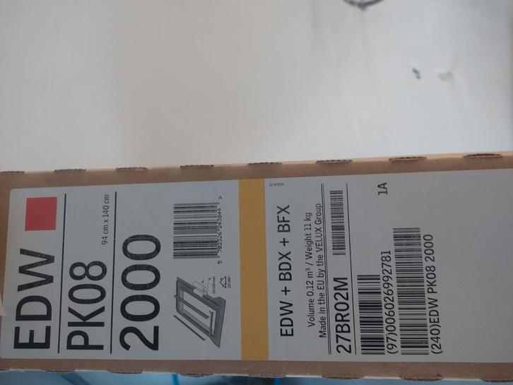 Velux dakraam, Doe-het-zelf en Bouw, Glas en Ramen, Zo goed als nieuw, Dakraam, Ophalen