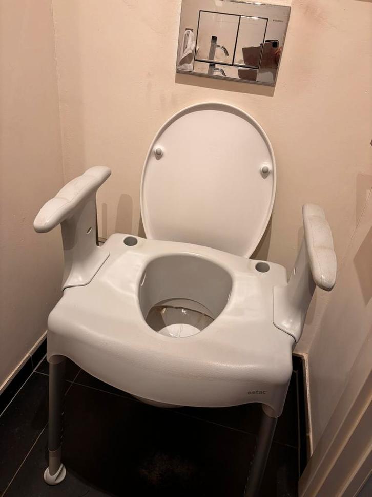Toiletverhoger, Diversen, Verpleegmiddelen, Zo goed als nieuw, Ophalen of Verzenden