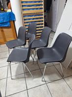 Set van 5 plastic stoelen met metalen poten, Huis en Inrichting, Stoelen, Gebruikt, Ophalen of Verzenden, Metaal