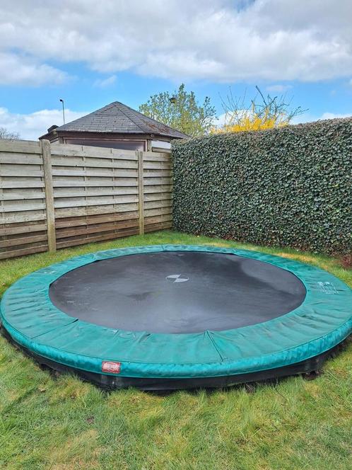 Berg Inground trampoline., Kinderen en Baby's, Speelgoed | Buiten | Trampolines, Gebruikt, Ophalen