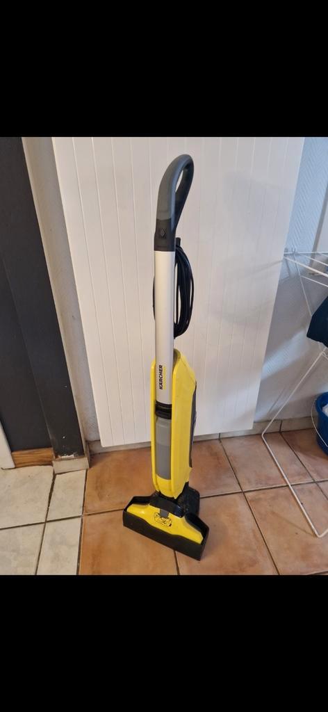 Karcher FC5 vloerreiniger, Huis en Inrichting, Schoonmaakartikelen, Ophalen