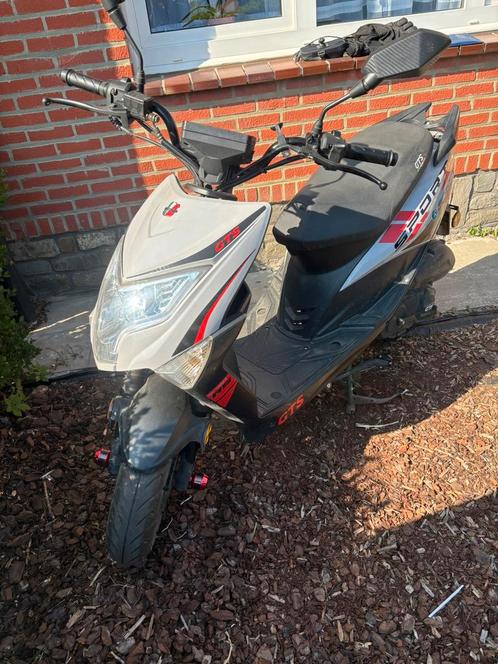 Gts enzo, Fietsen en Brommers, Scooters | Vespa, Zo goed als nieuw, Overige modellen, Klasse A (25 km/u), Ophalen