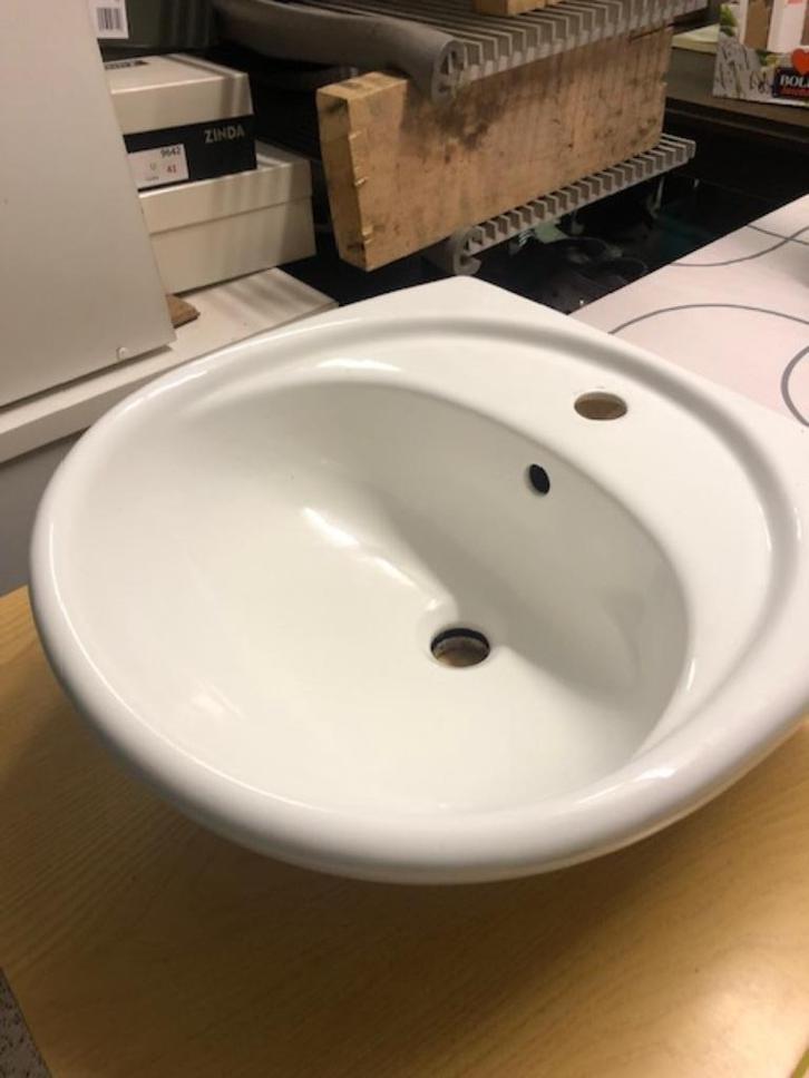 Lavabo, Doe-het-zelf en Bouw, Sanitair, Gebruikt, Wastafel, Steen, Ophalen