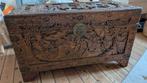 Coffre asiatique en bois de camphrier Sculpté main Hong Kong, Antiek en Kunst, Antiek | Woonaccessoires, Ophalen