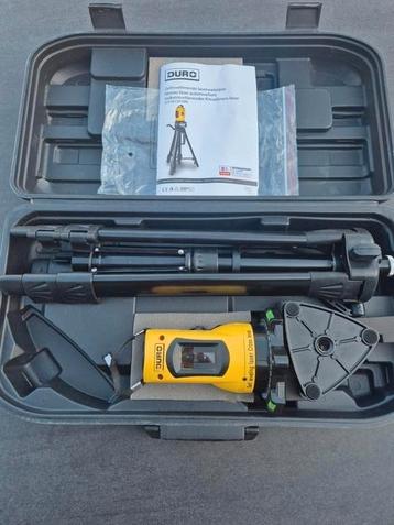 Zelfnivellerende laserwaterpas Duro, model XYZ181 beschikbaar voor biedingen