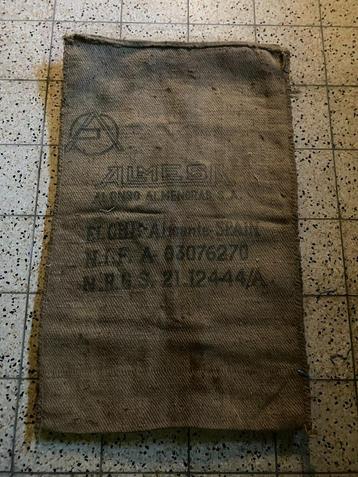 Jute zakken Lengte 100 cm en Breedte 65 cm beschikbaar voor biedingen