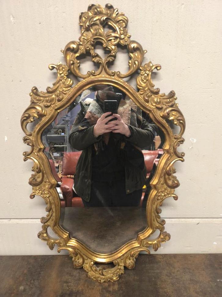 Goudkleurige wandspiegel – barok/rococo stijl, Antiquités & Art, Antiquités | Miroirs, Enlèvement