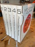 Modernist Cuisine 1 - 5 in plexiglas box, Comme neuf, Enlèvement ou Envoi