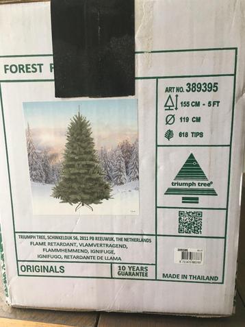 Kerstboom Triumph Forest Frosted pine 1.55 cm  beschikbaar voor biedingen
