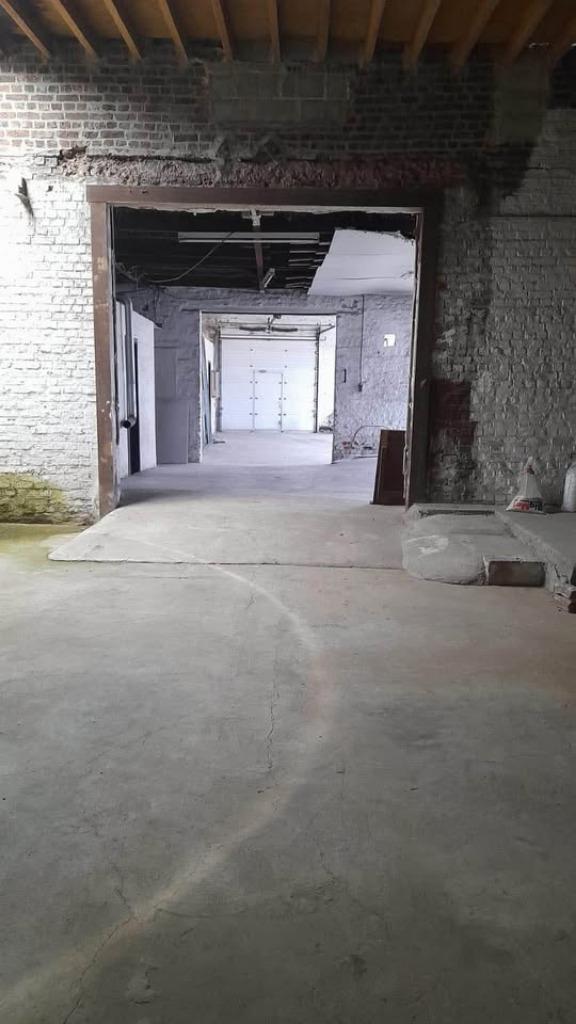 Hangar 320m2 te huur, Villers le Bouillet., Immo, Expat Rentals