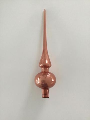 Roze kerstpiek in glas beschikbaar voor biedingen