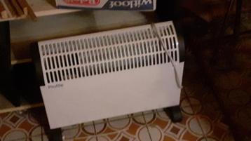 Set van 4 elektrische verwarmingstoestellen van 2000 watt beschikbaar voor biedingen